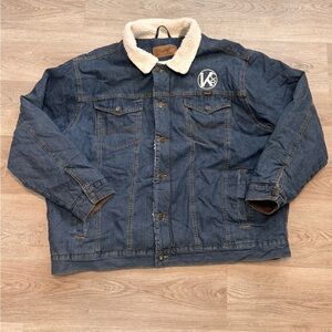 Men’s Wrangler Denim Jacket with Sherpa Lining
